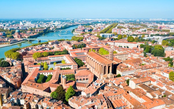 Frankrijk Toulouse 21 vakantie Garonne toerisme luxe villa vakantiehuis pyreneeen.jpg