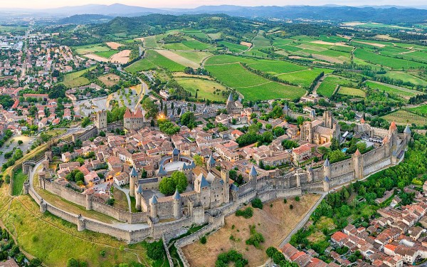 Festival Carcassonne 12 Frankrijk Languedoc Aude vakantie Cité middeleeuwse burcht.jpg