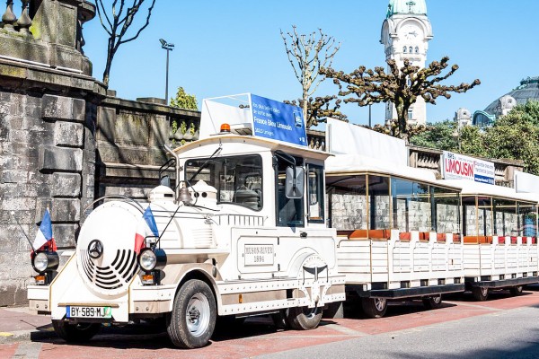 Limousin 9 Limoges trein toeristisch vakantie Frankrijk Dordogne villa porselein millevaches.jpg